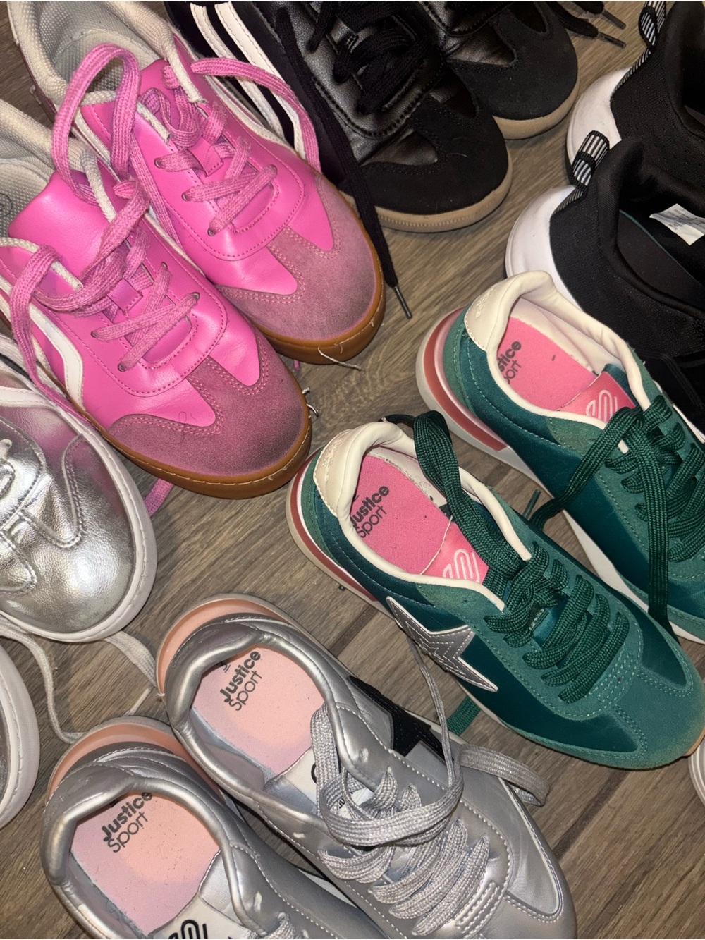 Shoes bundle - Picture 5 of 8